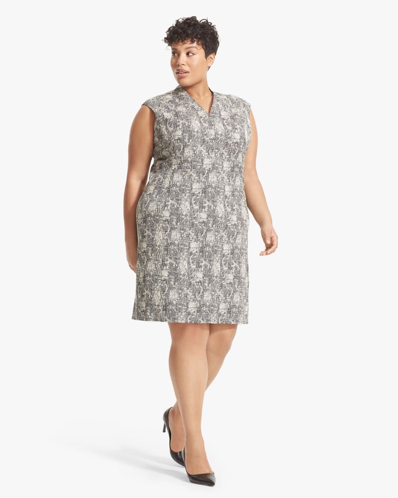 Plus size model wearing  by MM La Fleur | Dia&Co | dia_product_style_image_id:158376